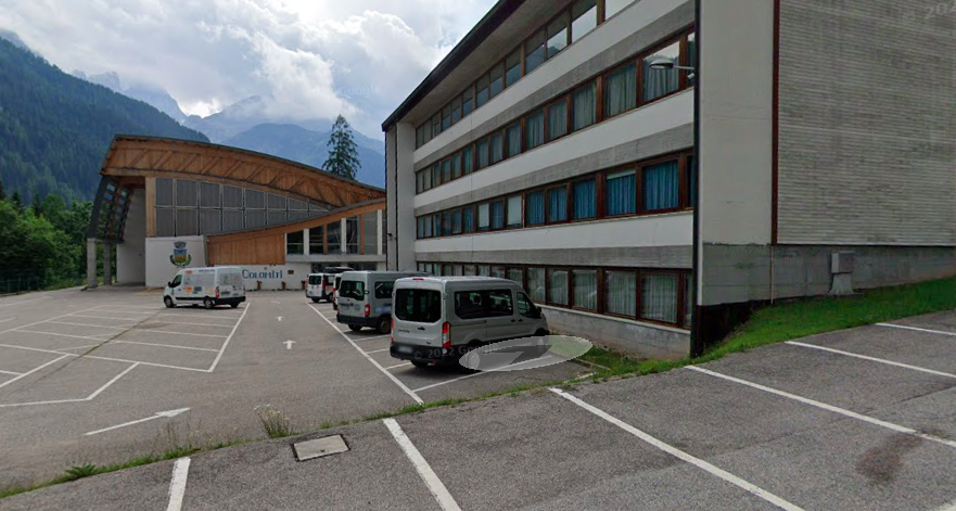 Scuole Superiori e Sala Polifunzionale Dolomiti 